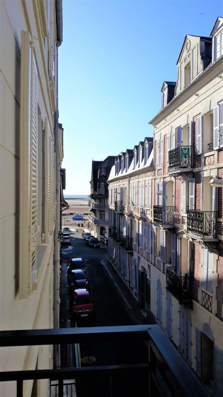 Hotel Le Reynita Trouville-sur-Mer Exterior foto
